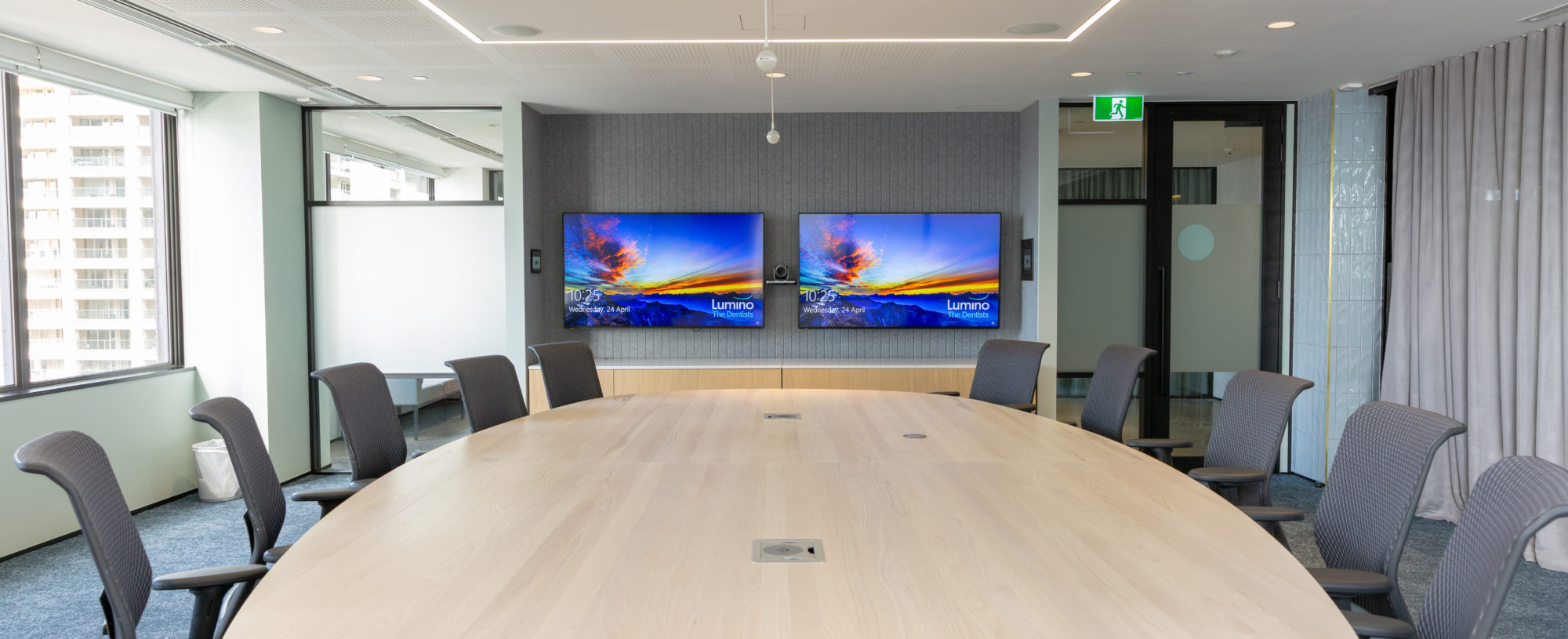 Abano-Healthcare Boardroom Collaboration Automation