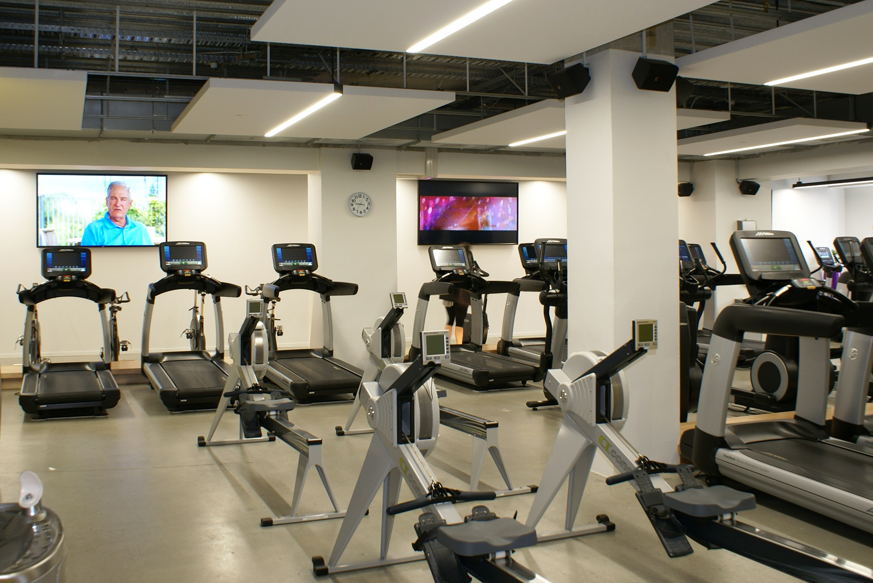 LesMills-LQ-ONELAN digital signage NTB Tripleplay