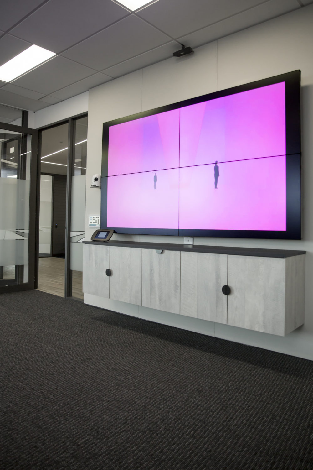 Marsh and McLennan - collaboration spaces, meeting, staff multi-purpose rooms fit out